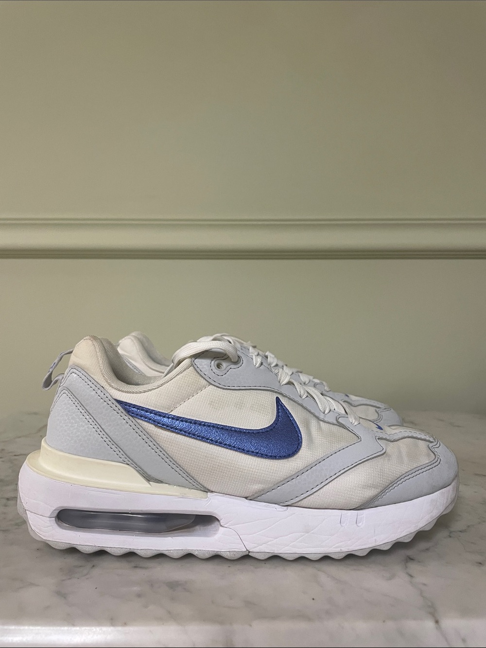 Nike Women’s Air Max Dawn 'White Medium Blue' - Size 8.5